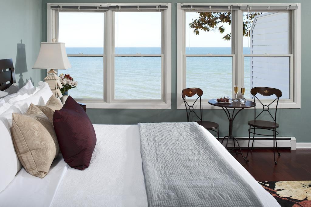 Huron House Bed and Breakfast Oscoda Esterno foto