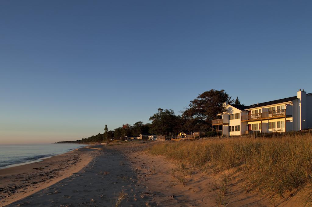 Huron House Bed and Breakfast Oscoda Esterno foto