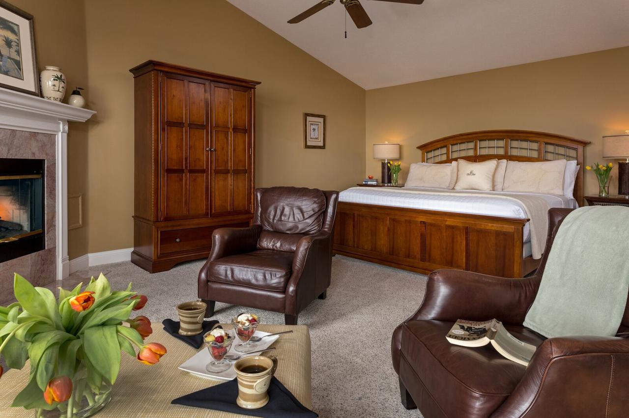 Huron House Bed and Breakfast Oscoda Esterno foto