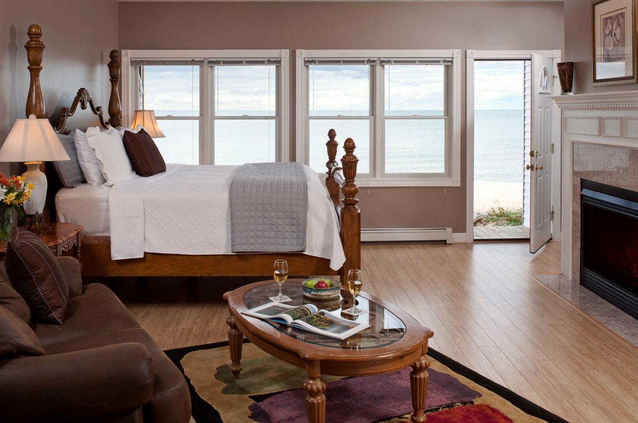 Huron House Bed and Breakfast Oscoda Esterno foto